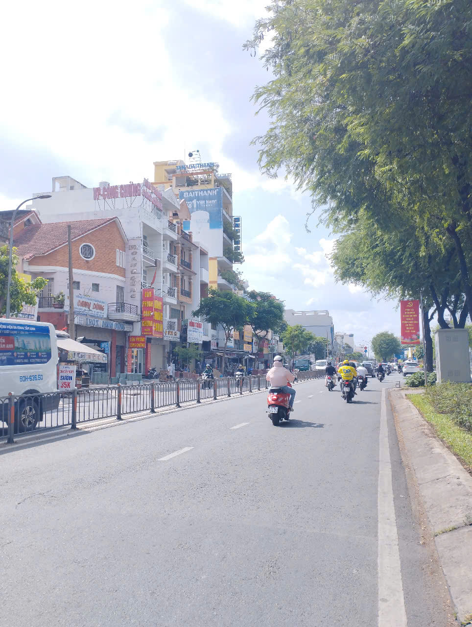 Ngộp Lý Thường Kiệt - 4 tầng 32m2 - View HXH Quận 10 - Ảnh chính